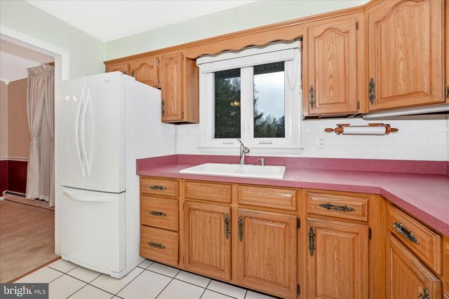 112 DUTROW RD, Westminster, MD 21157