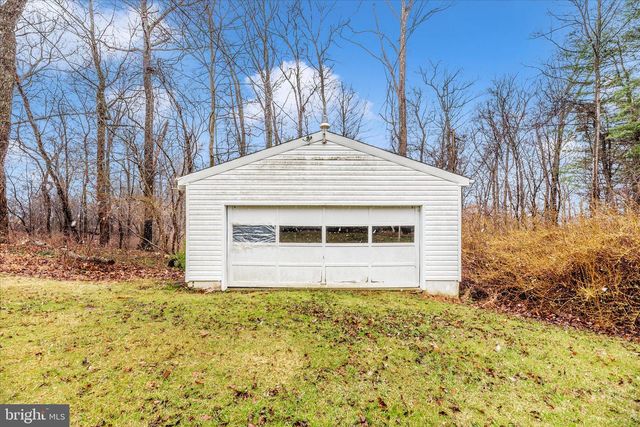 112 DUTROW RD, Westminster, MD 21157