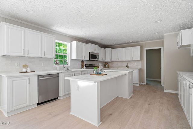 5249 Highpoint Drive, Nashville, NC 27856