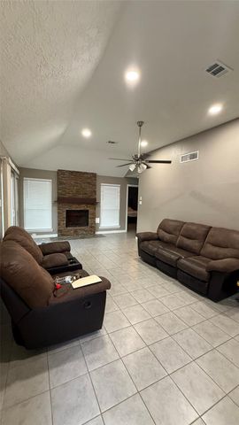 6018 Beaconridge Drive, Houston, TX 77053