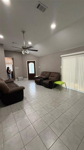 6018 Beaconridge Drive, Houston, TX 77053