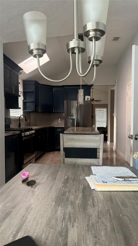 6018 Beaconridge Drive, Houston, TX 77053