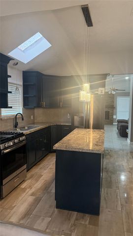 6018 Beaconridge Drive, Houston, TX 77053