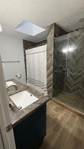 6018 Beaconridge Drive, Houston, TX 77053