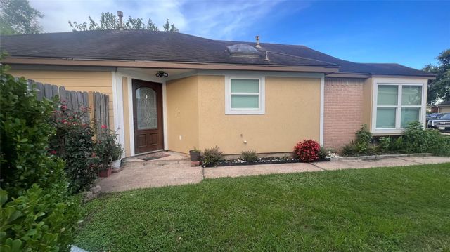 6018 Beaconridge Drive, Houston, TX 77053