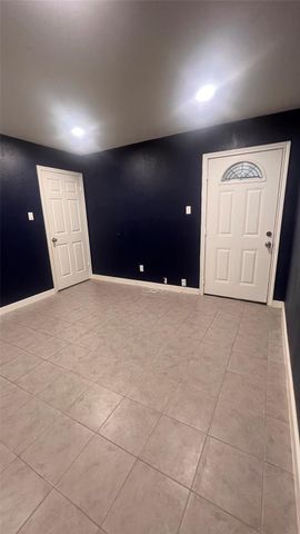 6018 Beaconridge Drive, Houston, TX 77053