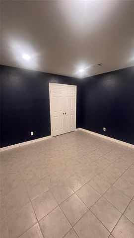 6018 Beaconridge Drive, Houston, TX 77053