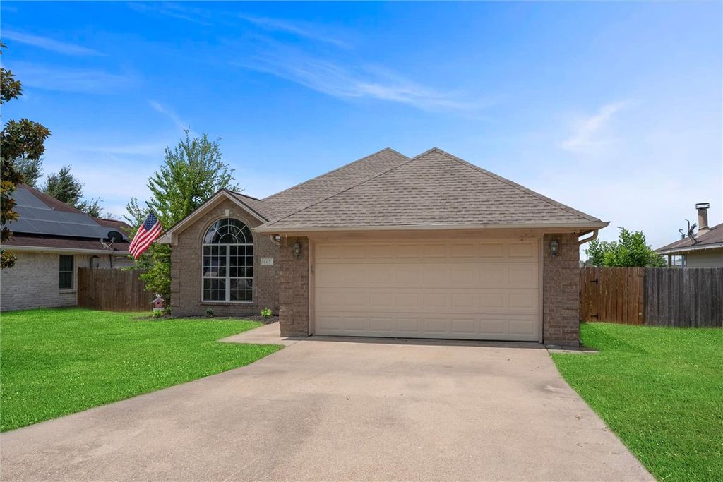 115 Lonesome Dove Drive, Navasota, TX 77868 — photo 2