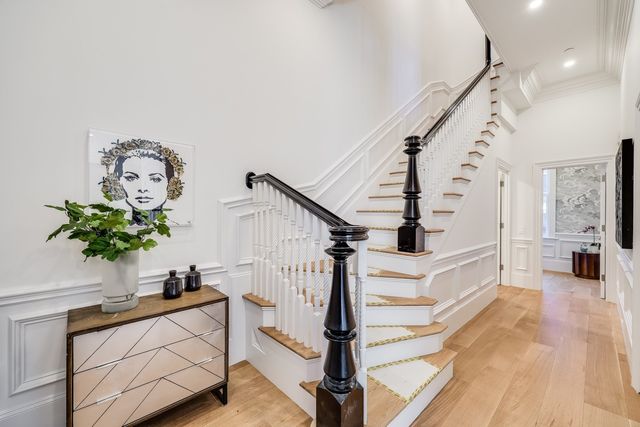 1 Fairfield St, Boston, MA 02116