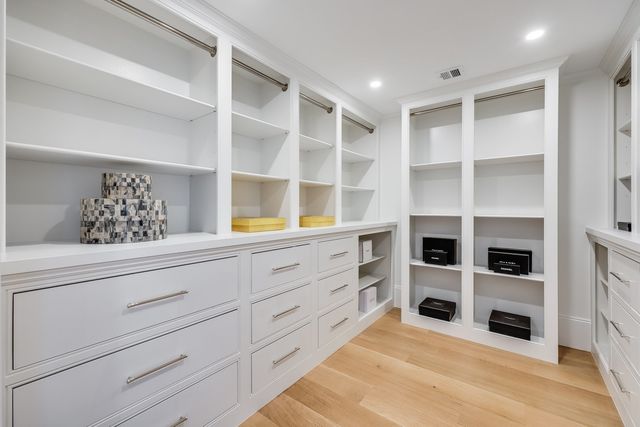 1 Fairfield St, Boston, MA 02116