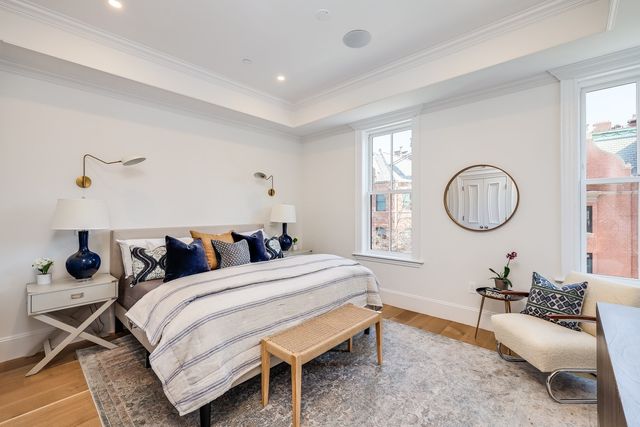 1 Fairfield St, Boston, MA 02116