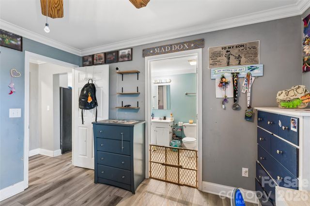 170 Scotts Creek Road, Statesville, NC 28625