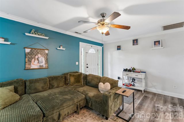 170 Scotts Creek Road, Statesville, NC 28625