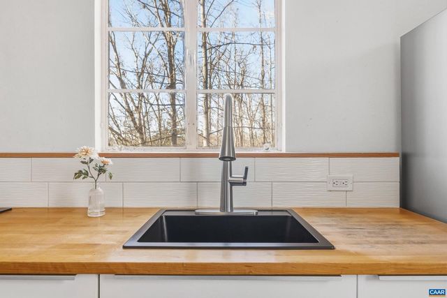 2709 ETON RD, Charlottesville, VA 22903