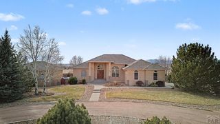 1170 W Loasa Dr, Pueblo, CO 81007