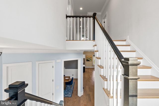 8633 FORT HUNT RD, Alexandria, VA 22308