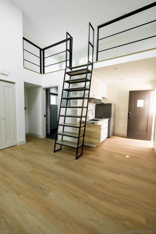 5074 Madison Ave, San Diego, CA 92115