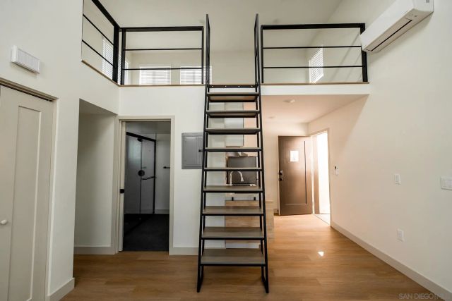 5074 Madison Ave, San Diego, CA 92115
