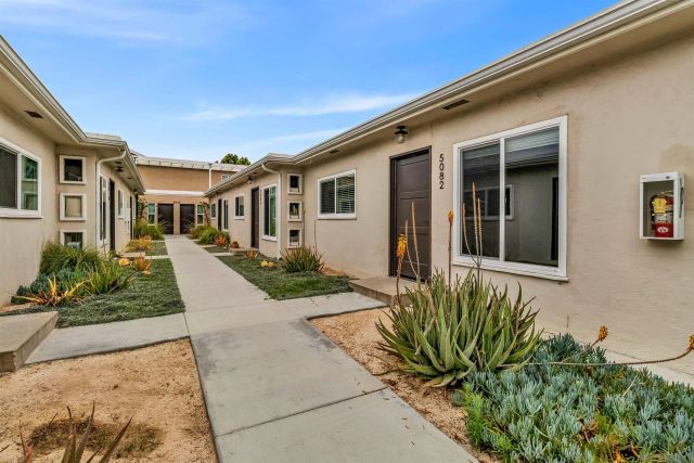 5074 Madison Ave, San Diego, CA 92115
