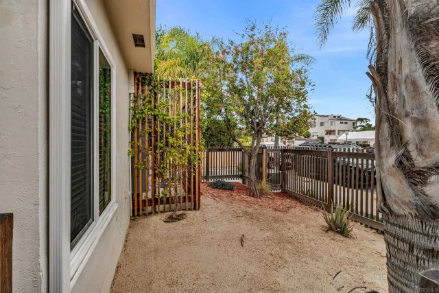 5074 Madison Ave, San Diego, CA 92115