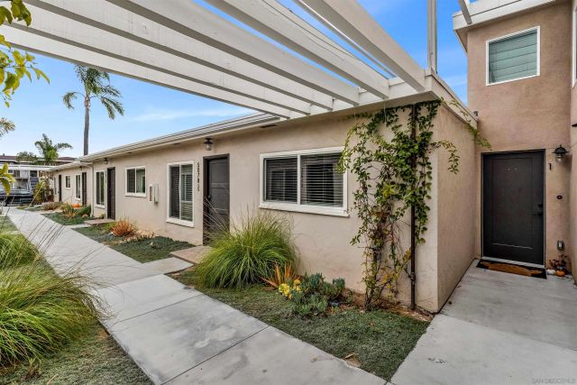 5074 Madison Ave, San Diego, CA 92115
