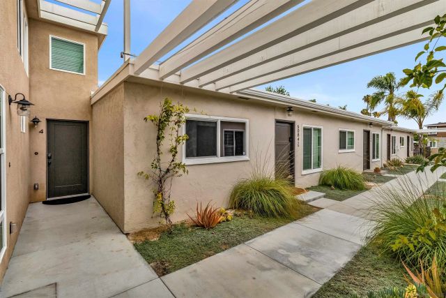 5074 Madison Ave, San Diego, CA 92115