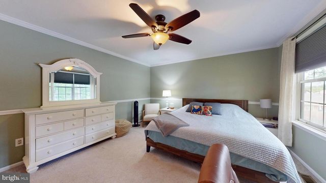 36 CHRISTOPHER MILLS DR, Mount Laurel, NJ 08054