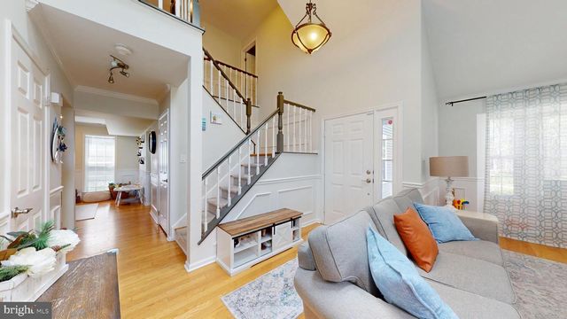 36 CHRISTOPHER MILLS DR, Mount Laurel, NJ 08054