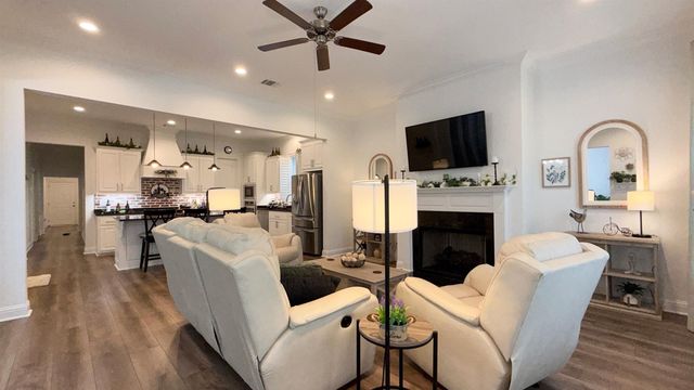 193 Royal Oak Boulevard, Thibodaux, LA 70301
