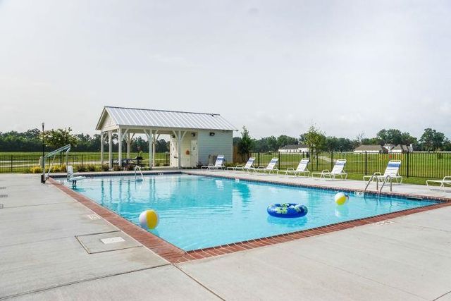 193 Royal Oak Boulevard, Thibodaux, LA 70301