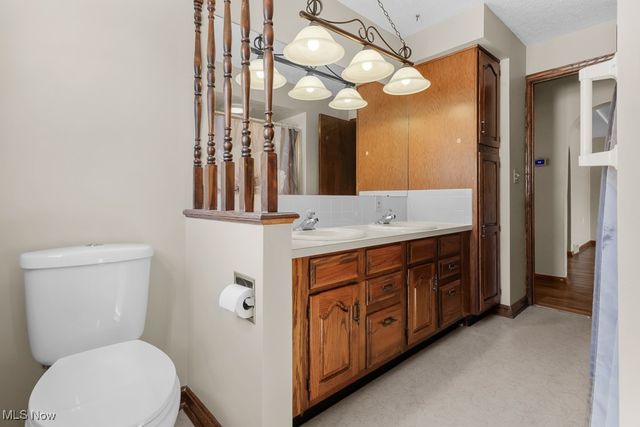 1702 Far View Road, Akron, OH 44312