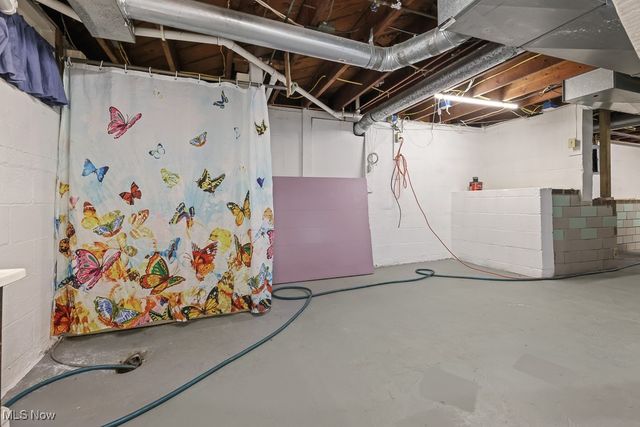 1702 Far View Road, Akron, OH 44312