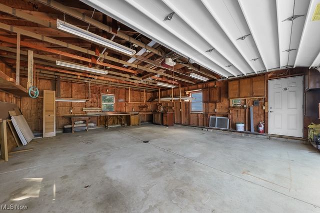 1702 Far View Road, Akron, OH 44312