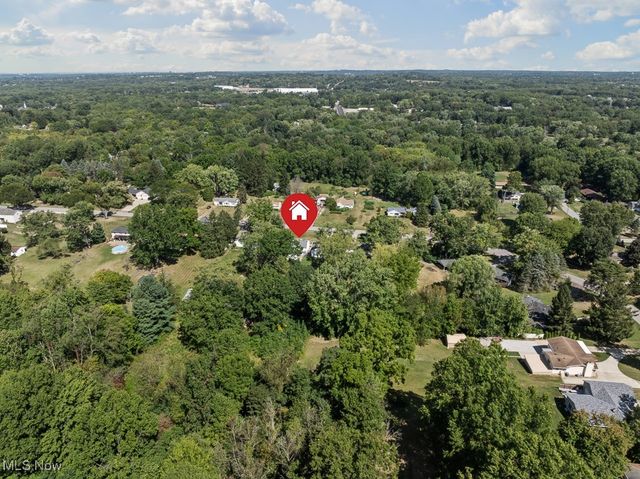 1702 Far View Road, Akron, OH 44312