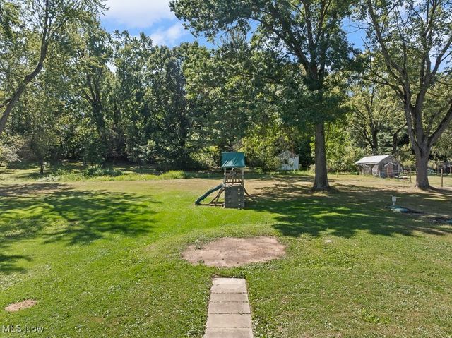 1702 Far View Road, Akron, OH 44312