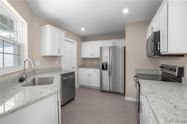 10494 S Drew Bryant Circle, Floral City, FL 34436