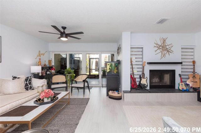 4207 FOGCUTTER COURT, Tampa, FL 33615