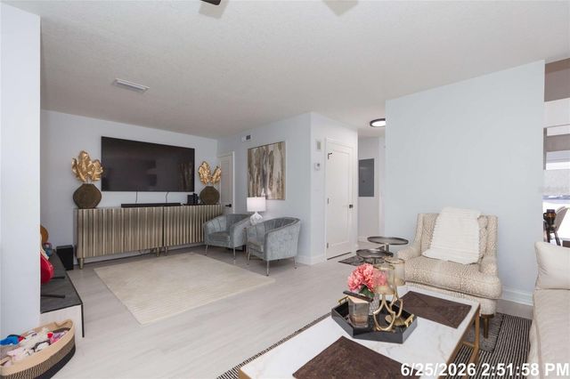 4207 FOGCUTTER COURT, Tampa, FL 33615