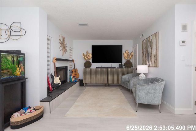 4207 FOGCUTTER COURT, Tampa, FL 33615