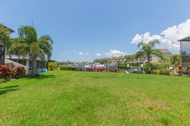 4207 FOGCUTTER COURT, Tampa, FL 33615