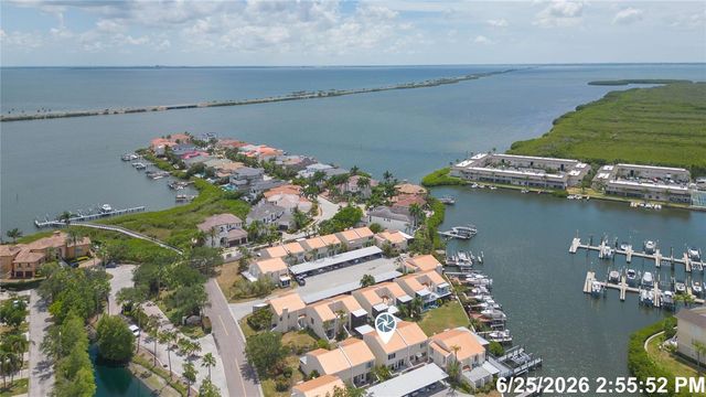 4207 FOGCUTTER COURT, Tampa, FL 33615
