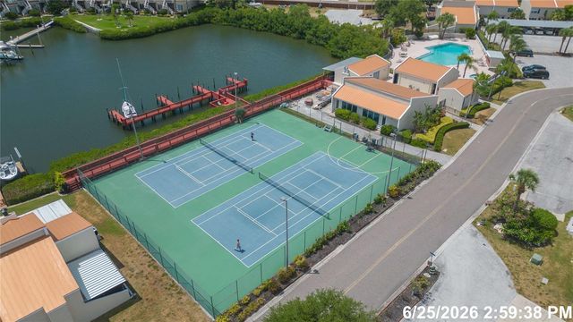 4207 FOGCUTTER COURT, Tampa, FL 33615