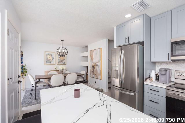4207 FOGCUTTER COURT, Tampa, FL 33615