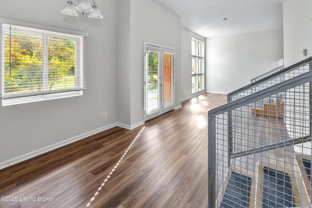 2745 Grinstead Dr APT 109, Louisville, KY 40206