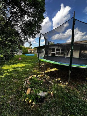 1048 WAKEFIELD CIRCLE, Deltona, FL 32725