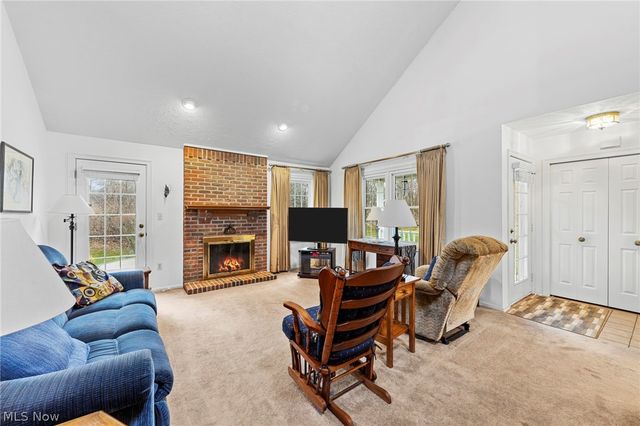 1660 Chapman Way, Broadview Heights, OH 44147