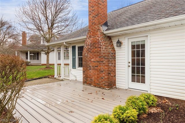 1660 Chapman Way, Broadview Heights, OH 44147