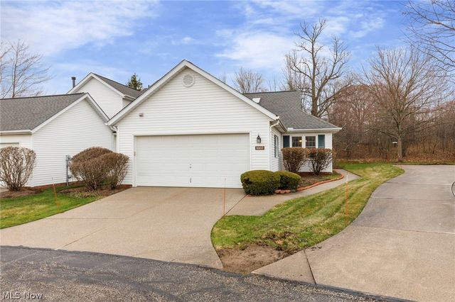 1660 Chapman Way, Broadview Heights, OH 44147