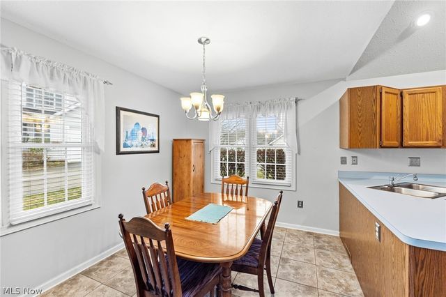 1660 Chapman Way, Broadview Heights, OH 44147