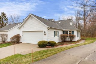 1660 Chapman Way, Broadview Heights, OH 44147